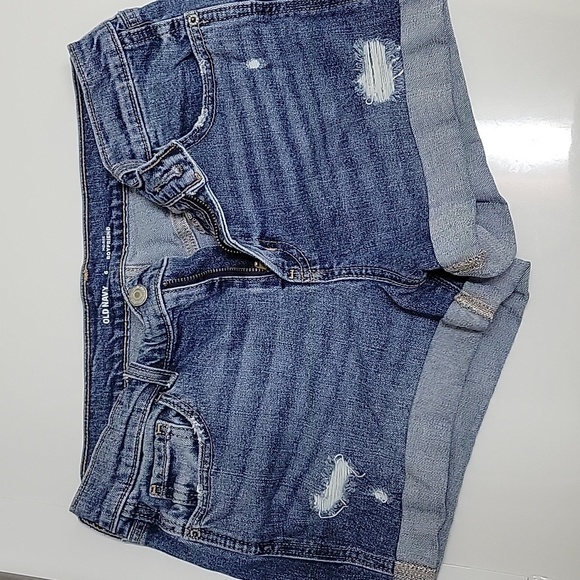Old Navy Mid-Rise boyfriend shorts Size 6 - Picture 1 of 6